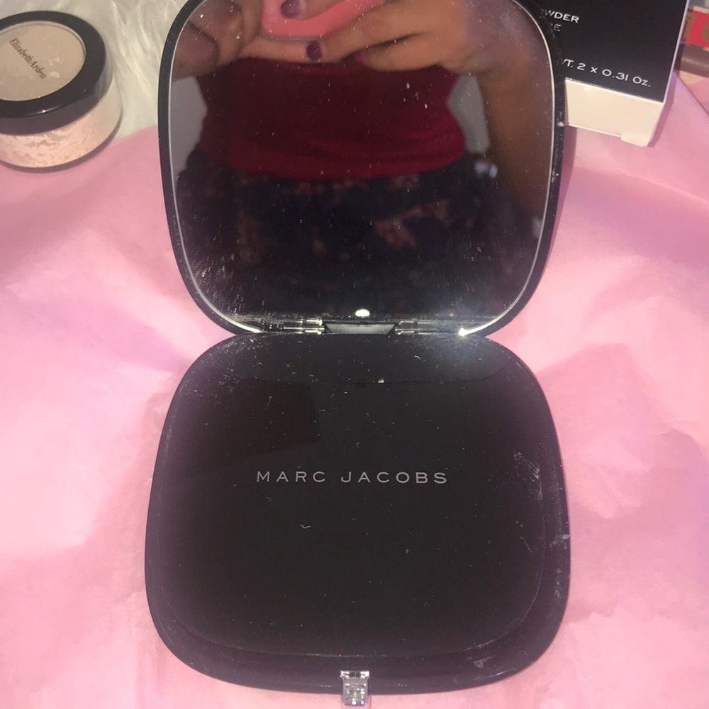 Marc Jacobs Contour Powder - Picture 5 of 7